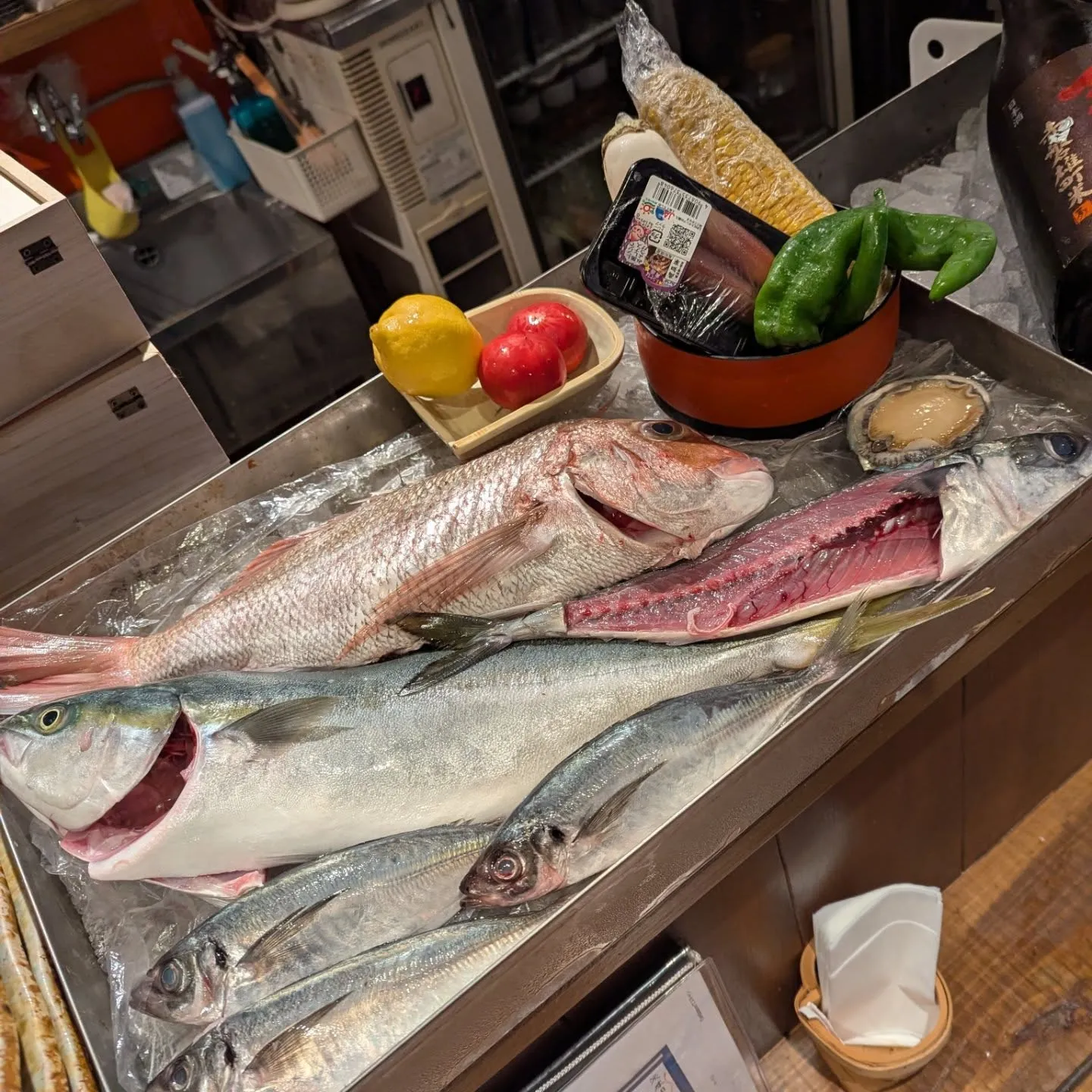 お手頃な会席料理を楽しめる場所、和食堂藍の天彩です。